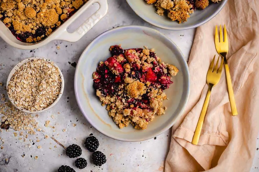 Blackberry Apple Crumble (vegan, gf)