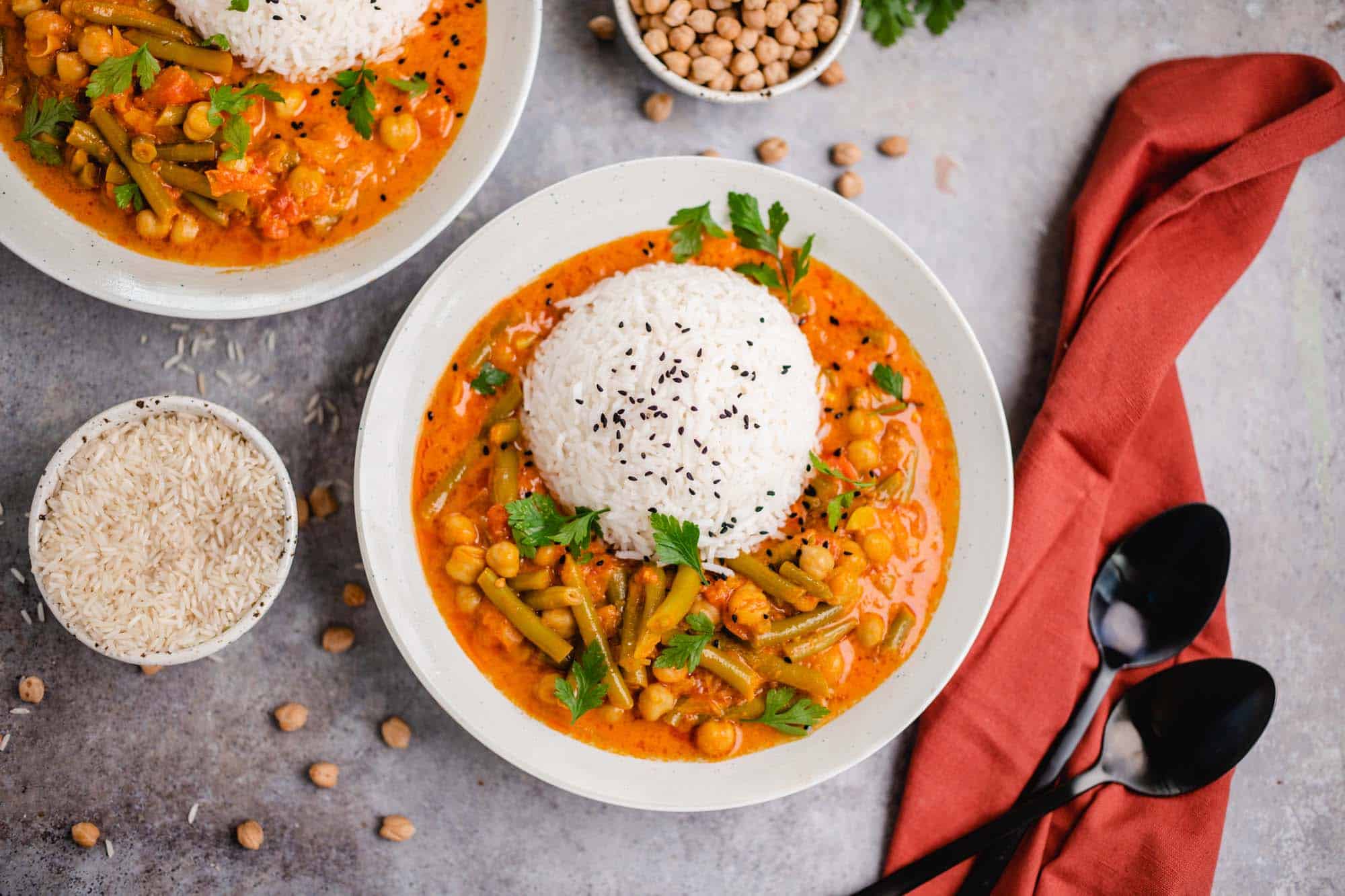 Vegan Yellow curry with green beans VEGANE VIBES